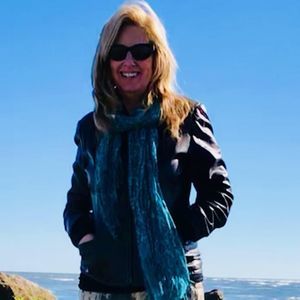 Meet your Posher, Carol